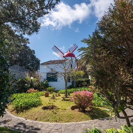 Casa Do Moinho - Garden & Sea View Retreat Pensjonat Ponta Delgada