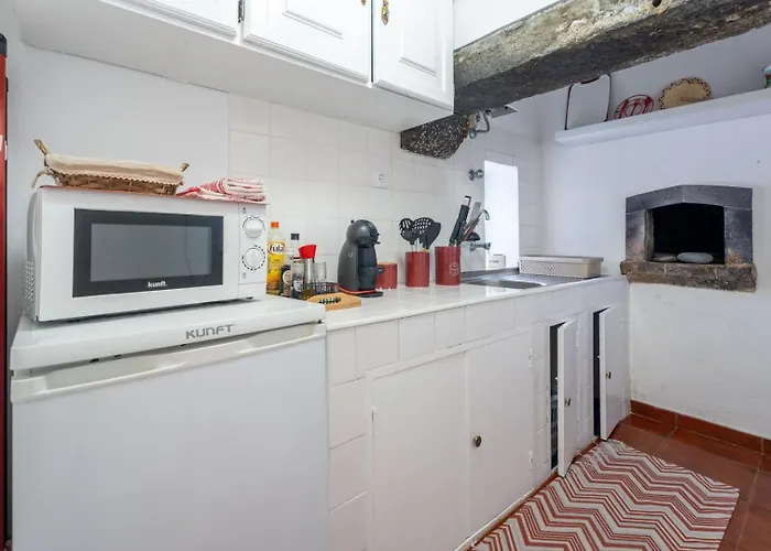 Casa Do Moinho - Garden & Sea View Retreat Maison d'hôtes *